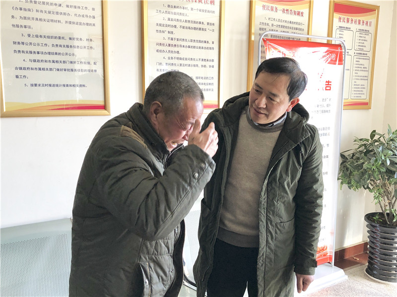 鄭州科威耐材春節前慰問困難群眾（感謝科威耐材的新春關懷）